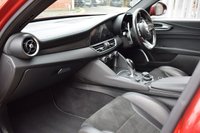 USED 2018 18 ALFA ROMEO GIULIA 2.9 V6 BITURBO QUADRIFOGLIO 4d 503 BHP CARBON CERAMICS & BUCKET SEATS