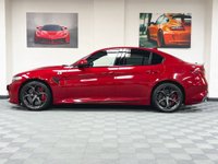USED 2018 18 ALFA ROMEO GIULIA 2.9 V6 BITURBO QUADRIFOGLIO 4d 503 BHP CARBON CERAMICS & BUCKET SEATS
