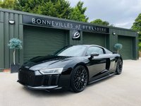 USED 2017 17 AUDI R8 5.2 V10 PLUS QUATTRO 2d 602 BHP 