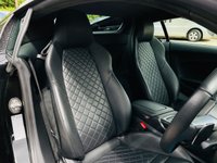 USED 2017 17 AUDI R8 5.2 V10 PLUS QUATTRO 2d 602 BHP 