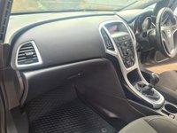 USED 2010 60 VAUXHALL ASTRA 1.7 SRI CDTI 5d 123 BHP 