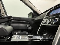 USED 2017 67 LAND ROVER DISCOVERY 2.0 SD4 HSE LUXURY 5d 237 BHP Very High Specification HSE LUXURY, Hosting full black leather with oyster piping, heated steering wheel, rear media / entertainment , panoramic glass roof,