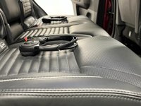 USED 2017 67 LAND ROVER DISCOVERY 2.0 SD4 HSE LUXURY 5d 237 BHP Very High Specification HSE LUXURY, Hosting full black leather with oyster piping, heated steering wheel, rear media / entertainment , panoramic glass roof,