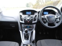 USED 2011 61 FORD FOCUS 1.6 TITANIUM 5d 124 BHP www.suffolkcarcentre.co.uk - Located at Ilketshall