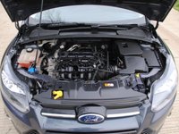 USED 2011 61 FORD FOCUS 1.6 TITANIUM 5d 124 BHP www.suffolkcarcentre.co.uk - Located at Ilketshall