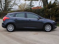 USED 2011 61 FORD FOCUS 1.6 TITANIUM 5d 124 BHP www.suffolkcarcentre.co.uk - Located at Ilketshall
