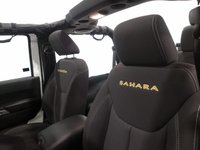 USED 2013 62 JEEP WRANGLER 2.8 SAHARA CRD 2d 197 BHP Striking High gloss white, 17" Satin multi spoke alloy wheels , detachable hardback, sahara embossed seats, cruise control