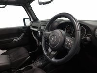 USED 2013 62 JEEP WRANGLER 2.8 SAHARA CRD 2d 197 BHP Striking High gloss white, 17" Satin multi spoke alloy wheels , detachable hardback, sahara embossed seats, cruise control