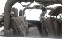 USED 2013 62 JEEP WRANGLER 2.8 SAHARA CRD 2d 197 BHP Striking High gloss white, 17" Satin multi spoke alloy wheels , detachable hardback, sahara embossed seats, cruise control