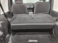 USED 2013 62 JEEP WRANGLER 2.8 SAHARA CRD 2d 197 BHP Striking High gloss white, 17" Satin multi spoke alloy wheels , detachable hardback, sahara embossed seats, cruise control