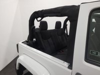 USED 2013 62 JEEP WRANGLER 2.8 SAHARA CRD 2d 197 BHP Striking High gloss white, 17" Satin multi spoke alloy wheels , detachable hardback, sahara embossed seats, cruise control