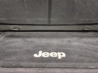 USED 2013 62 JEEP WRANGLER 2.8 SAHARA CRD 2d 197 BHP Striking High gloss white, 17" Satin multi spoke alloy wheels , detachable hardback, sahara embossed seats, cruise control