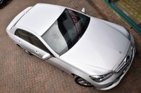 USED 2013 13 MERCEDES-BENZ E-CLASS E220CDi SE SALOON 7G-TRONIC AUTO 170 BHP COMAND / Heated Seats / Rev Camera