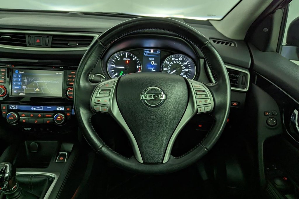 USED 2015 15 NISSAN QASHQAI 1.5 DCI TEKNA 5d 108 BHP 