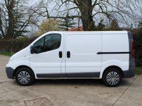 USED 2010 60 RENAULT TRAFIC 2.0 SL29 DCI S/R 115 BHP www.suffolkcarcentre.co.uk - Located at Ilketshall