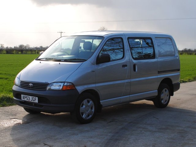 2003 53 Toyota HI-Ace 2.5 280 GS SWB 88 BHP