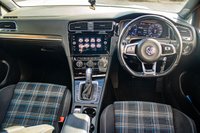 USED 2017 17 VOLKSWAGEN GOLF 1.4 GTE DSG 5d 150 BHP 2 KEYS + CAR PLAY