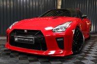 USED 2018 18 NISSAN GT-R 3.8 RECARO 2d 562 BHP TITANIUM EXHAUST, RARE VIBRANT RED RECARO EDITION, CAMERA, HEATED SEATS CARBON  PLUS 12M WARRANTY