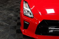 USED 2018 18 NISSAN GT-R 3.8 RECARO 2d 562 BHP TITANIUM EXHAUST, RARE VIBRANT RED RECARO EDITION, CAMERA, HEATED SEATS CARBON  PLUS 12M WARRANTY