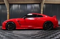 USED 2018 18 NISSAN GT-R 3.8 RECARO 2d 562 BHP TITANIUM EXHAUST, RARE VIBRANT RED RECARO EDITION, CAMERA, HEATED SEATS CARBON  PLUS 12M WARRANTY