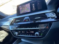USED 2020 69 BMW 5 SERIES 2.0L 530E M SPORT 4d AUTO 249 BHP 