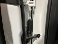 USED 2018 68 LAND ROVER DISCOVERY 2.0 SD4 SE 5d 237 BHP Striking Fuji White, Black Full Leather interior, Panoramic glass roof, heated steering wheel, keyless entry