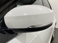 USED 2018 68 LAND ROVER DISCOVERY 2.0 SD4 SE 5d 237 BHP Striking Fuji White, Black Full Leather interior, Panoramic glass roof, heated steering wheel, keyless entry
