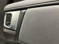 USED 2018 68 LAND ROVER DISCOVERY 2.0 SD4 SE 5d 237 BHP Striking Fuji White, Black Full Leather interior, Panoramic glass roof, heated steering wheel, keyless entry