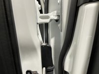 USED 2018 68 LAND ROVER DISCOVERY 2.0 SD4 SE 5d 237 BHP Striking Fuji White, Black Full Leather interior, Panoramic glass roof, heated steering wheel, keyless entry