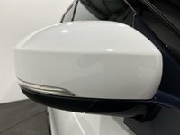 USED 2018 68 LAND ROVER DISCOVERY 2.0 SD4 SE 5d 237 BHP Striking Fuji White, Black Full Leather interior, Panoramic glass roof, heated steering wheel, keyless entry