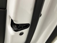 USED 2018 68 LAND ROVER DISCOVERY 2.0 SD4 SE 5d 237 BHP Striking Fuji White, Black Full Leather interior, Panoramic glass roof, heated steering wheel, keyless entry