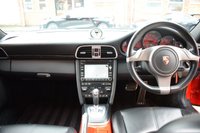 USED 2010 60 PORSCHE 911 3.8 CARRERA 2S PDK 2d 385 BHP BOSE / CHRONO / CARBON / PDK