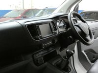 USED 2019 69 PEUGEOT EXPERT 2.0 BLUEHDI PROFESSIONAL L1 121 BHP 3 SEAT AIR CON PART LEATHER PARKING SENSORS