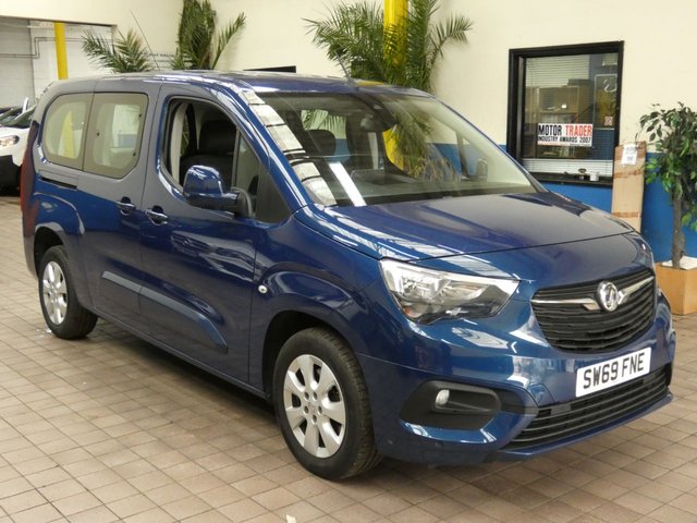 2020 69 Vauxhall Combo Life 1.5 ENERGY XL S/S 5d 101 BHP