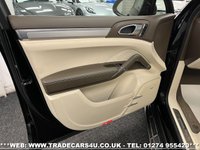 USED 2011 11 PORSCHE CAYENNE 4.8 V8 TURBO TIPTRONIC S 5d 500 BHP UK DELIVERY FLAT FEE &pound;175 (SUBJECT TO DEAL)*OVER 100 IMAGES ON OUR WEBSITE*BESPOKE FINANCE ARRANGED*PART EXCHANGE WELCOME*ALL VEHICLES HPI CLEAR