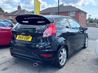 USED 2014 14 FORD FIESTA 1.6 ZETEC S TDCI 3d 94 BHP ZETEC S!!!, NEW MOT,  PRIVACY GLASS, PRIVACY GLASS, AIR CON, HEATED WINDSCREEN, REAR PARKING SENSORS, BLUETOOTH, CD/RADIO/USB/AUX, ELECTRIC WINDOWS AND POWER FOLDING MIRRORS, REMOTE CENTRAL LOCKING, ALLOY WHEELS, FRONT FOG LIGHTS, AUTOMATIC LIGHTS AND WIPERS, 2 TONE COLOUR SEATS AND 2 KEYS.