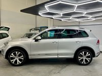 USED 2015 15 VOLKSWAGEN TOUAREG 3.0 TDI V6 BlueMotion Tech R-Line SUV 5dr Diesel Tiptronic 4WD Euro 6 (s/s) (262 ps) 1P.Owner,&pound;6k Extras,Tow-Bar