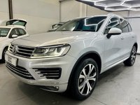 USED 2015 15 VOLKSWAGEN TOUAREG 3.0 TDI V6 BlueMotion Tech R-Line SUV 5dr Diesel Tiptronic 4WD Euro 6 (s/s) (262 ps) 1P.Owner,&pound;6k Extras,Tow-Bar