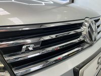 USED 2015 15 VOLKSWAGEN TOUAREG 3.0 TDI V6 BlueMotion Tech R-Line SUV 5dr Diesel Tiptronic 4WD Euro 6 (s/s) (262 ps) 1P.Owner,&pound;6k Extras,Tow-Bar