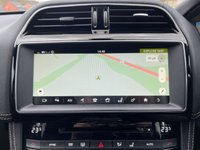 USED 2016 16 JAGUAR F-PACE 2.0 R-SPORT AWD 5d 178 BHP 