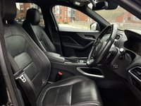USED 2016 16 JAGUAR F-PACE 2.0 R-SPORT AWD 5d 178 BHP 