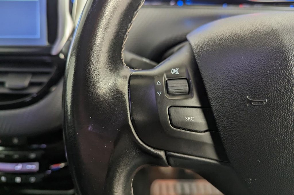 USED 2015 15 PEUGEOT 2008 1.6 E-HDI ALLURE 5d  