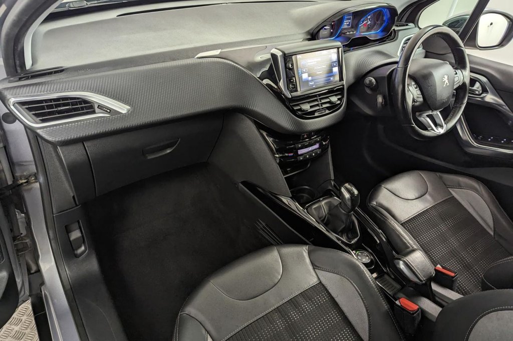 USED 2015 15 PEUGEOT 2008 1.6 E-HDI ALLURE 5d  