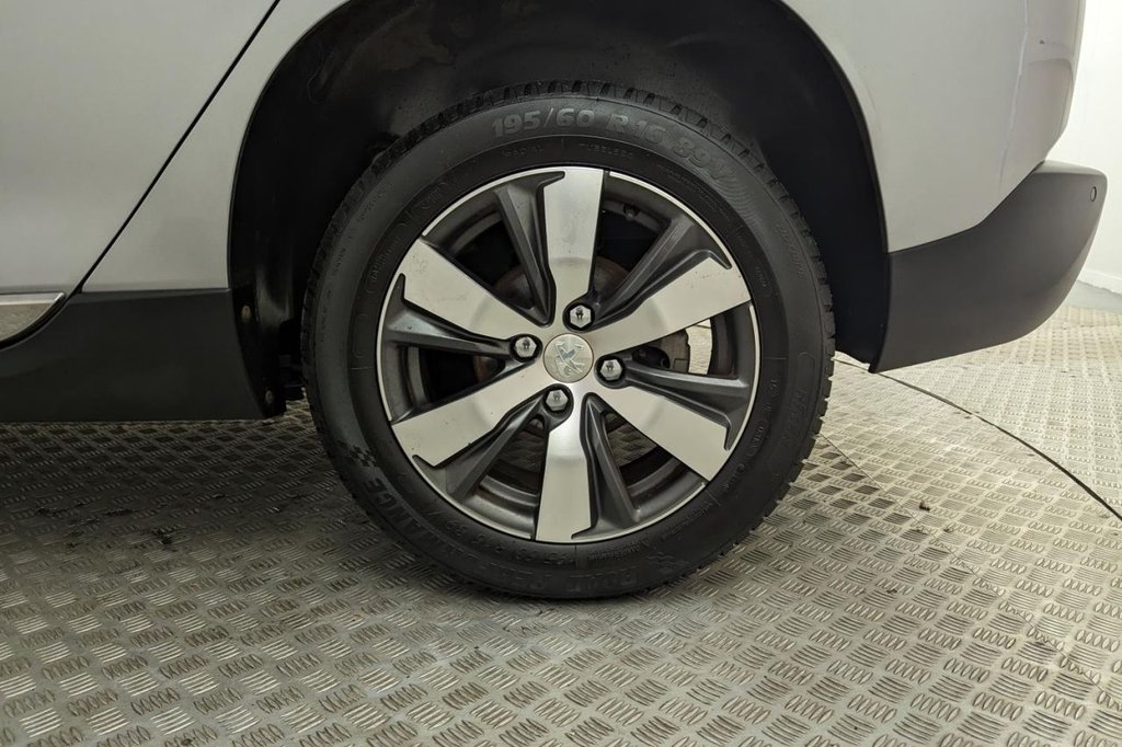 USED 2015 15 PEUGEOT 2008 1.6 E-HDI ALLURE 5d  