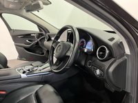 USED 2016 16 MERCEDES-BENZ C-CLASS 2.0 C200 SE EXECUTIVE 4d 184 BHP Striking Obsidian Black Metallic, Full Black Leather, Navigation / Media ,