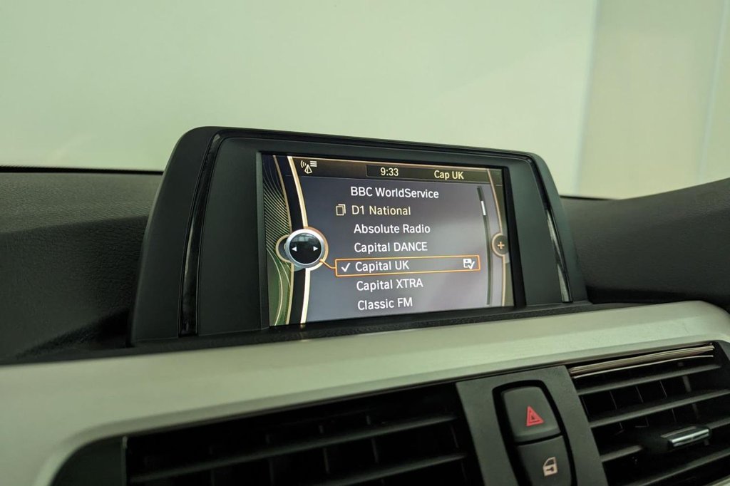 USED 2014 14 BMW 3 SERIES 2.0 318D SE 4d 141 BHP 
