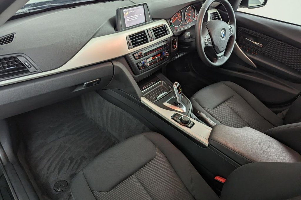 USED 2014 14 BMW 3 SERIES 2.0 318D SE 4d 141 BHP 