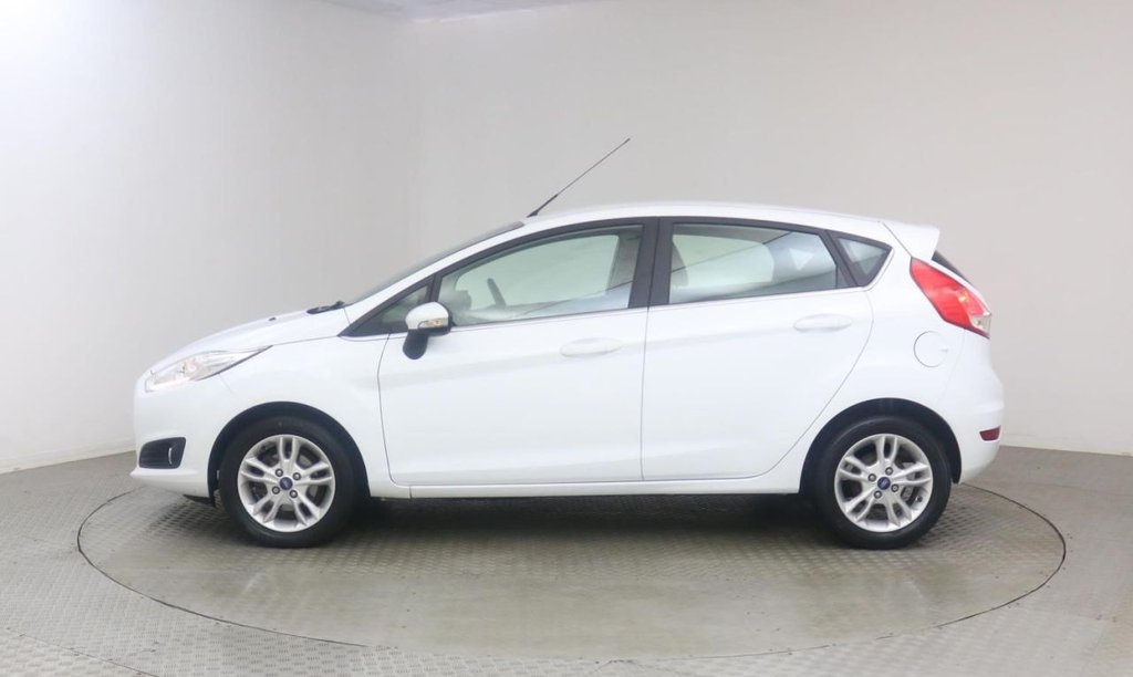 USED 2016 16 FORD FIESTA 1.0 ZETEC 5d  