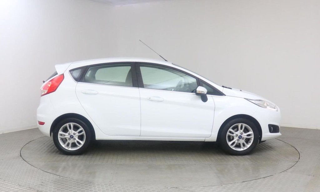 USED 2016 16 FORD FIESTA 1.0 ZETEC 5d  
