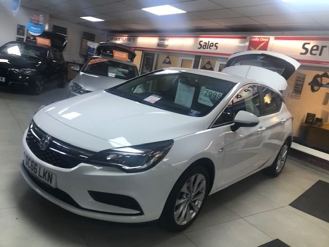 2017 66 Vauxhall Astra 1.4 ENERGY 5d 99 BHP